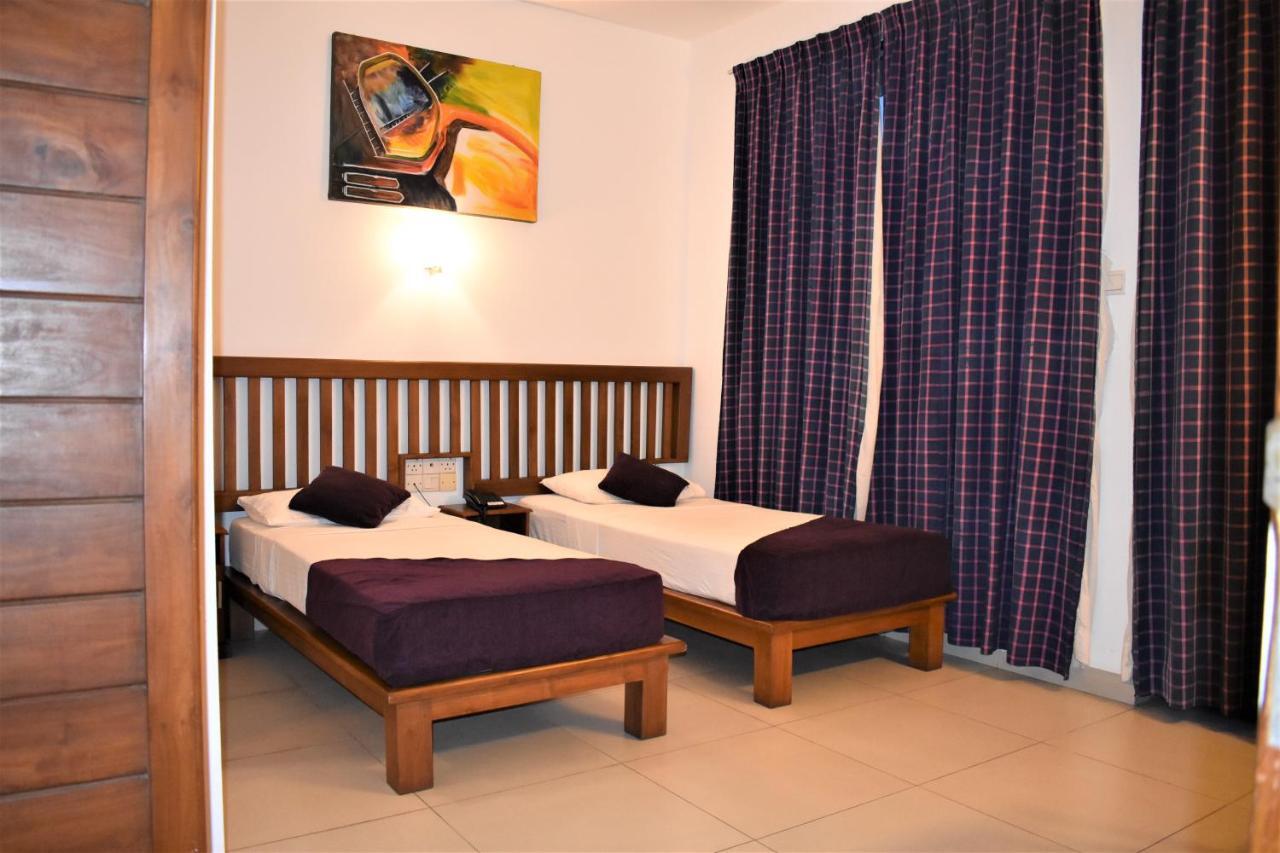 Port View City Hotel Kolombo Dış mekan fotoğraf