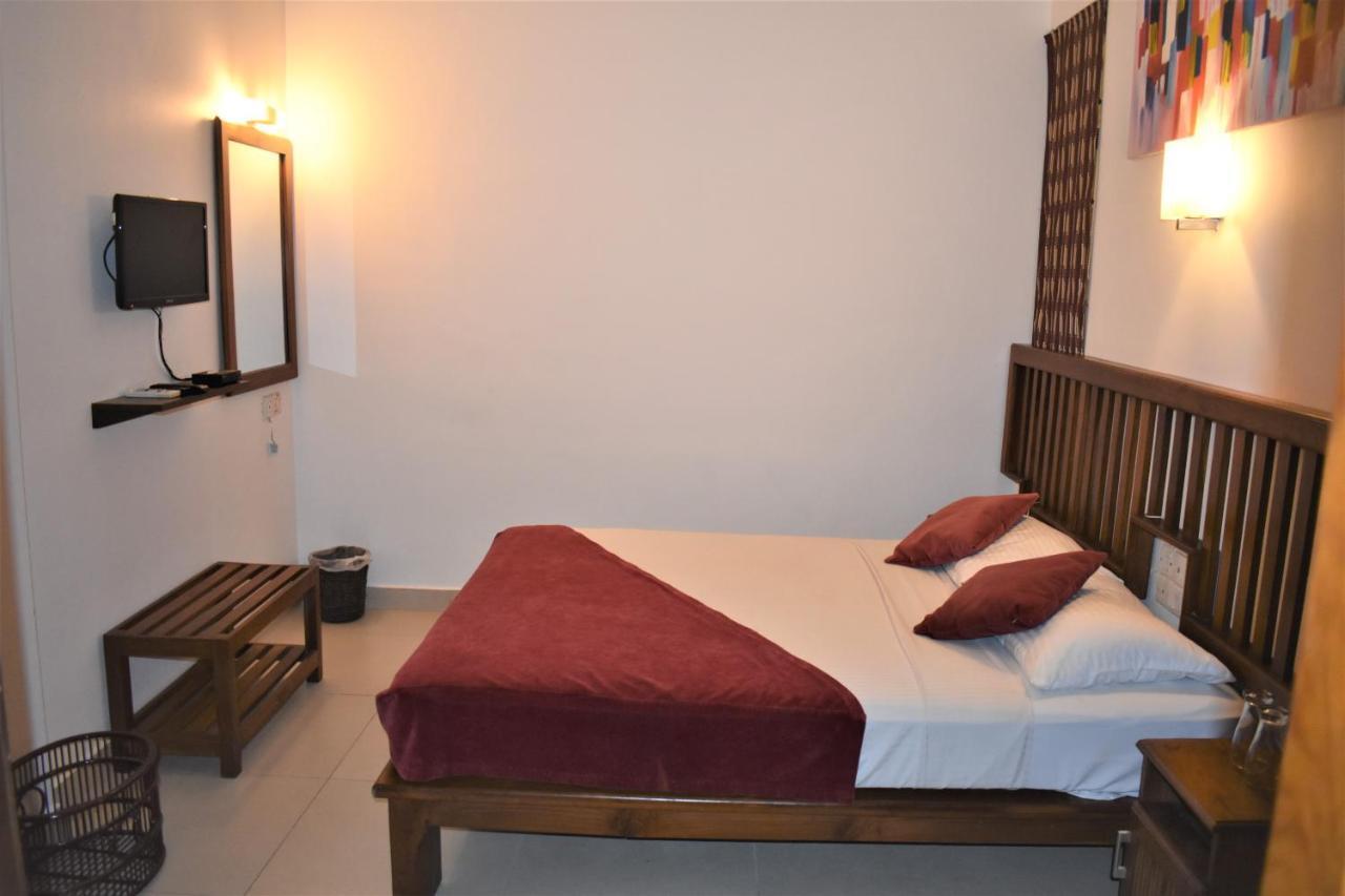 Port View City Hotel Kolombo Dış mekan fotoğraf