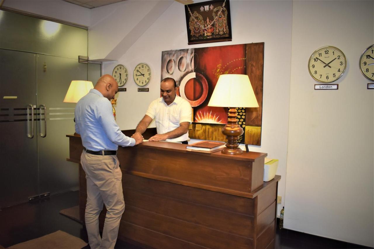 Port View City Hotel Kolombo Dış mekan fotoğraf