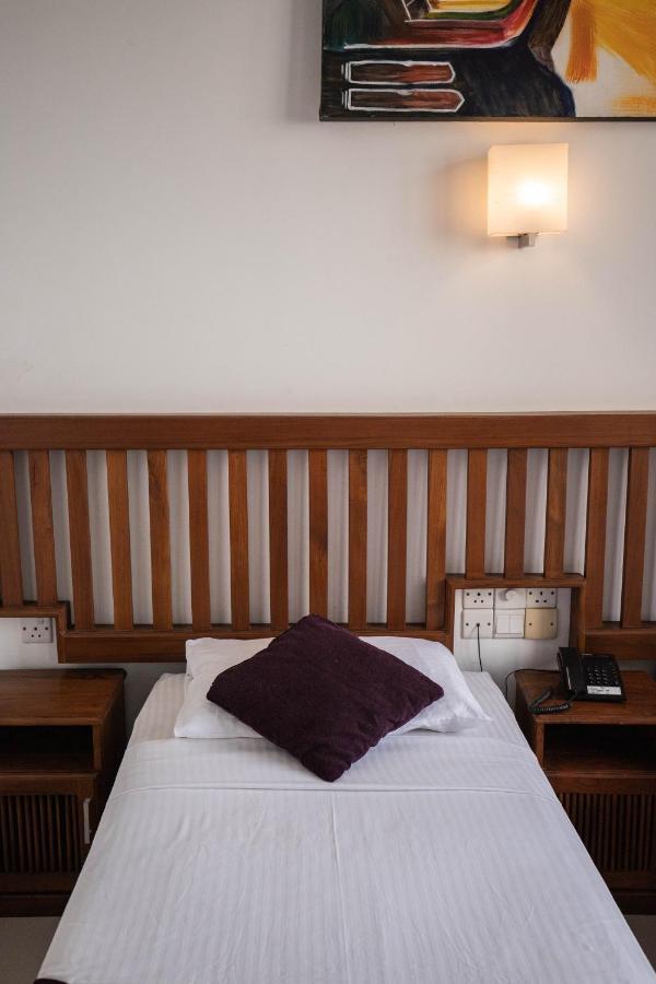 Port View City Hotel Kolombo Dış mekan fotoğraf