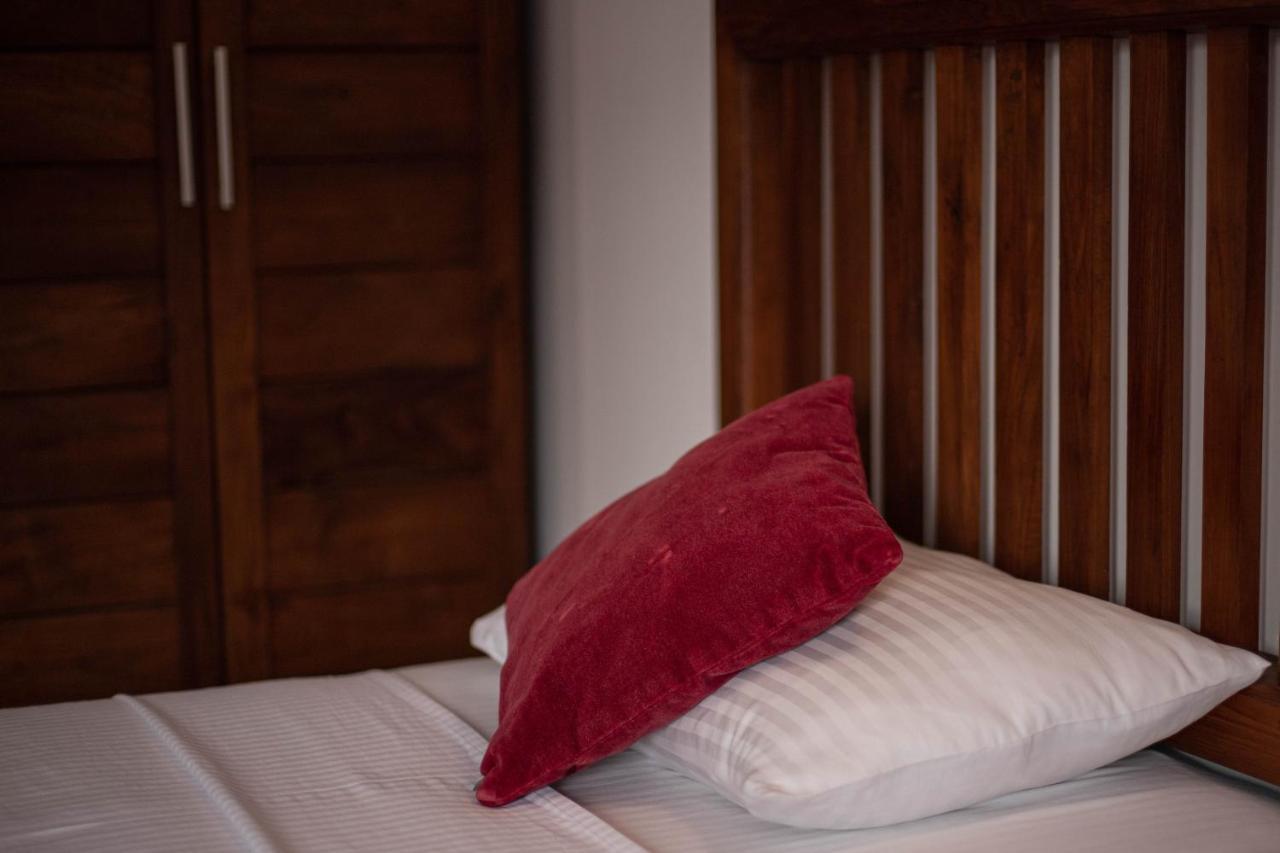 Port View City Hotel Kolombo Dış mekan fotoğraf